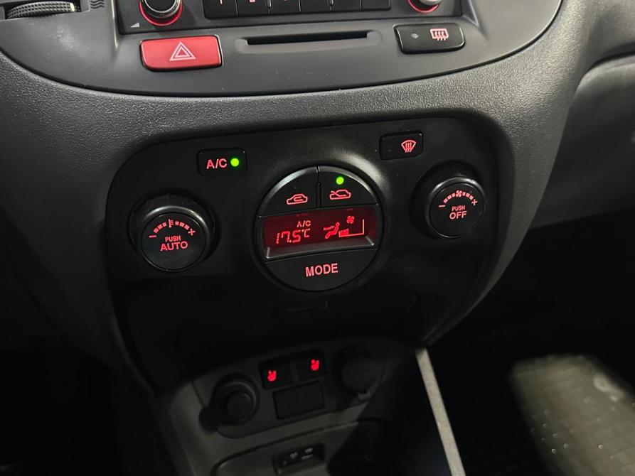 Kia Rio II Рестайлинг Санкт-Петербург  - изображение 16