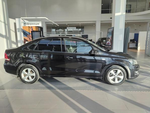 Volkswagen Polo V Рестайлинг с пробегом 2018 года, цена 1 227 000 рублей, 137768 км, седан, Автокод Объявления