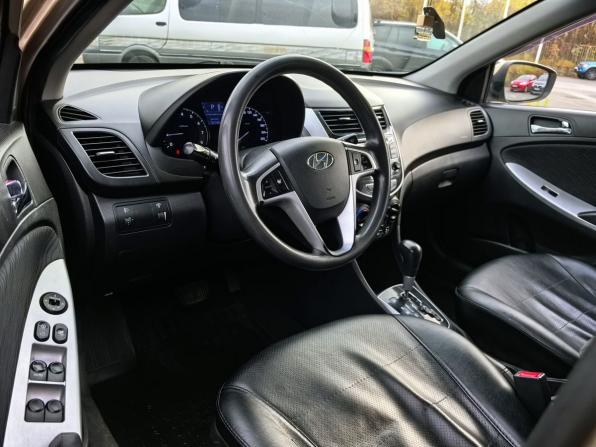 Hyundai Solaris I с пробегом 2011 года, цена 560 000 рублей, 221909 км, седан, Автокод Объявления