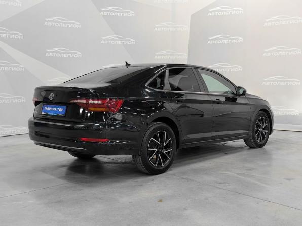 Volkswagen Jetta VI Рестайлинг с пробегом 2018 года, цена 1 550 000 рублей, 120000 км, седан, Автокод Объявления