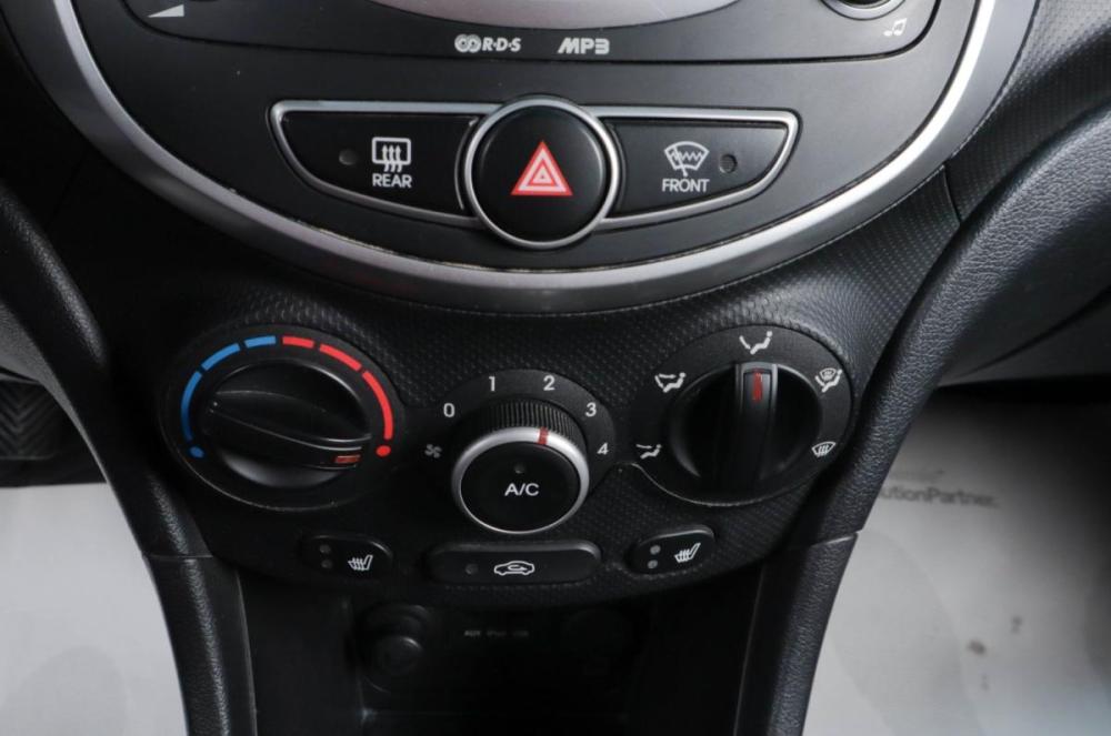 Hyundai Solaris I Челябинск  - изображение 15