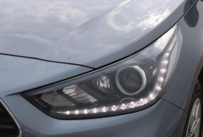 Hyundai Solaris I Рестайлинг с пробегом 2017 года, цена 1 360 000 рублей, 122286 км, седан, Автокод Объявления