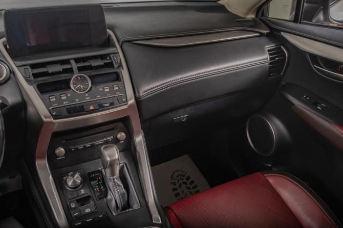 Lexus NX I Рестайлинг с пробегом 2019 года, цена 3 799 000 рублей, 82000 км, внедорожник, Автокод Объявления