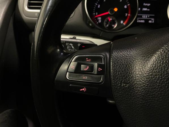 Volkswagen Golf VI с пробегом 2009 года, цена 760 000 рублей, 269494 км, хэтчбек, Автокод Объявления