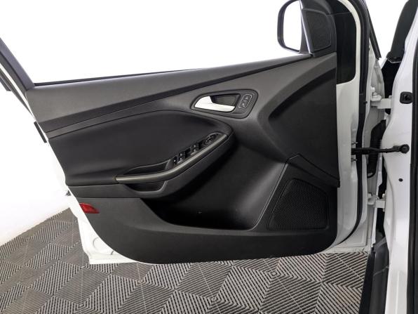 Ford Focus III Рестайлинг с пробегом 2017 года, цена 1 030 000 рублей, 91574 км, хэтчбек, Автокод Объявления