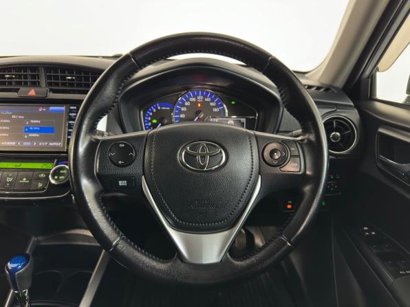 Toyota Corolla XI (E160 E170 E180) Рестайлинг 1 с пробегом 2016 года, цена 949 900 рублей, 173308 км, универсал, Автокод Объявления