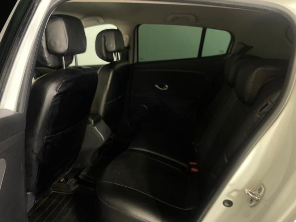 Renault Megane III с пробегом 2011 года, цена 699 000 рублей, 165331 км, хэтчбек, Автокод Объявления