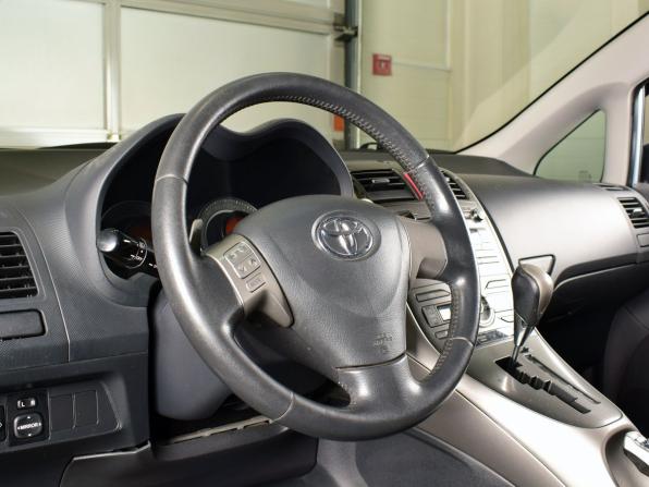 Toyota Auris I с пробегом 2008 года, цена 799 995 рублей, 167950 км, хэтчбек, Автокод Объявления