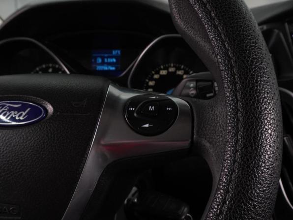 Ford Focus III с пробегом 2012 года, цена 729 000 рублей, 222167 км, седан, Автокод Объявления