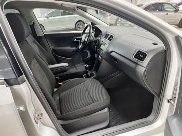 Volkswagen Polo V с пробегом 2013 года, цена 585 000 рублей, 220660 км, седан, Автокод Объявления