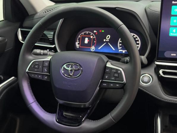 Toyota Highlander IV (XU70) с пробегом 2026 года, цена 5 150 000 рублей, 30 км, внедорожник, Автокод Объявления