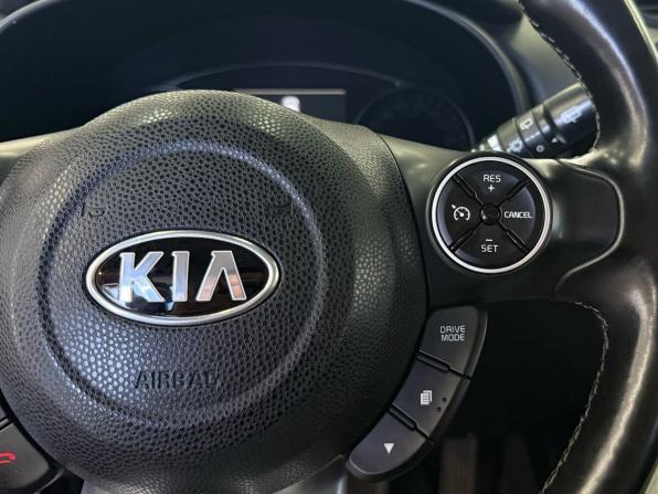 Kia Soul II Рестайлинг с пробегом 2017 года, цена 1 429 000 рублей, 99250 км, хэтчбек, Автокод Объявления