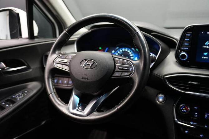 Hyundai Santa Fe IV с пробегом 2018 года, цена 3 290 000 рублей, 96290 км, внедорожник, Автокод Объявления
