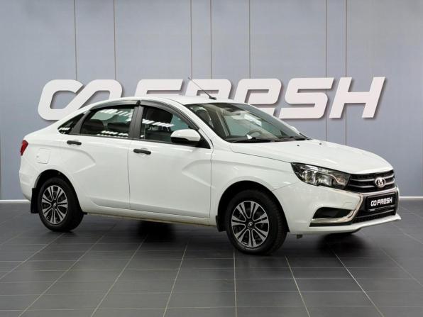 Lada (ВАЗ) Vesta I с пробегом 2017 года, цена 775 000 рублей, 92000 км, седан, Автокод Объявления