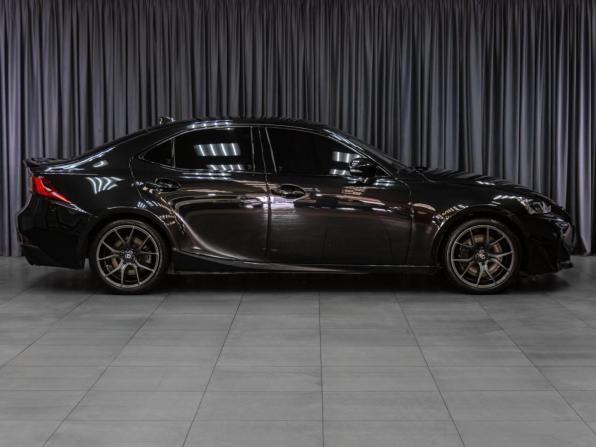Lexus IS III Рестайлинг с пробегом 2018 года, цена 2 949 000 рублей, 129963 км, седан, Автокод Объявления