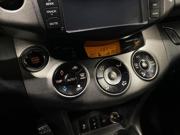 Toyota RAV4 III (XA30) Рестайлинг с пробегом 2010 года, цена 1 345 000 рублей, 224607 км, внедорожник, Автокод Объявления