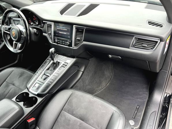 Porsche Macan I с пробегом 2018 года, цена 3 440 000 рублей, 142379 км, внедорожник, Автокод Объявления