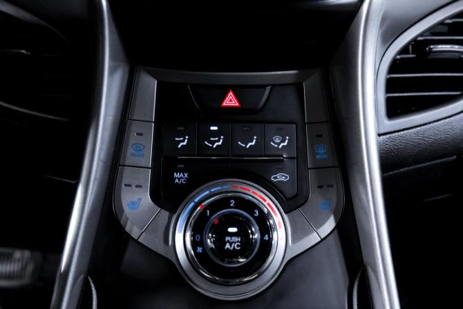 Hyundai Elantra V (MD) с пробегом 2012 года, цена 850 000 рублей, 174144 км, седан, Автокод Объявления