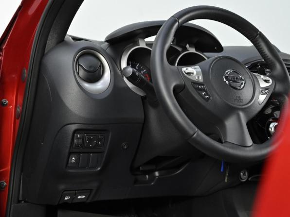 Nissan Juke I с пробегом 2014 года, цена 1 049 000 рублей, 97000 км, внедорожник, Автокод Объявления