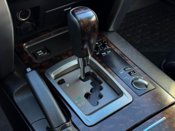 Toyota Land Cruiser 200 Series Рестайлинг 1 с пробегом 2012 года, цена 4 049 000 рублей, 140864 км, внедорожник, Автокод Объявления