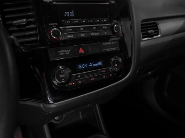 Mitsubishi Outlander III Рестайлинг 2 с пробегом 2015 года, цена 1 670 000 рублей, 108953 км, внедорожник, Автокод Объявления