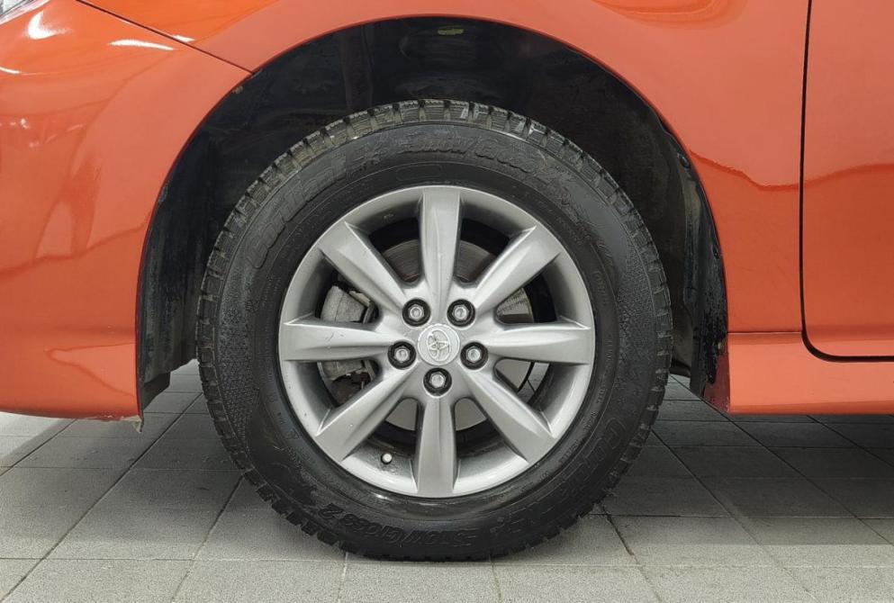 Toyota Wish II Екатеринбург  - изображение 10