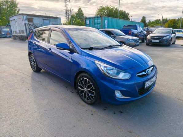 Hyundai Solaris I с пробегом 2011 года, цена 699 000 рублей, 216407 км, хэтчбек, Автокод Объявления