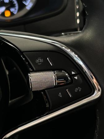 Skoda Karoq I с пробегом 2022 года, цена 2 850 000 рублей, 37000 км, внедорожник, Автокод Объявления