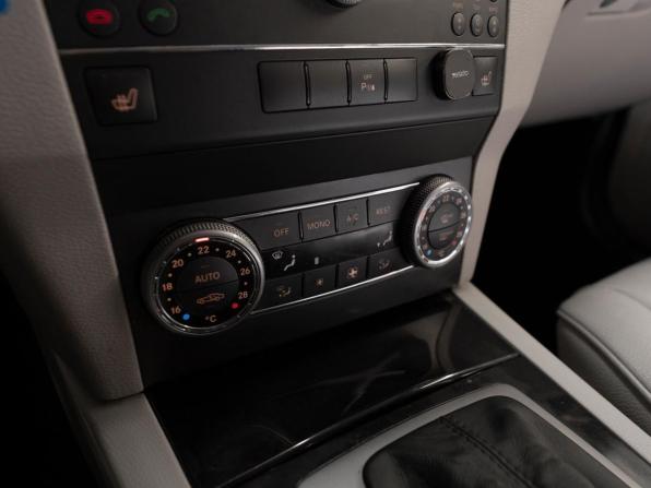 Mercedes-Benz GLK-Класс I (X204) с пробегом 2009 года, цена 1 080 000 рублей, 266363 км, внедорожник, Автокод Объявления