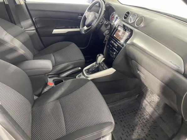 Suzuki Vitara II с пробегом 2018 года, цена 1 360 000 рублей, 261343 км, внедорожник, Автокод Объявления