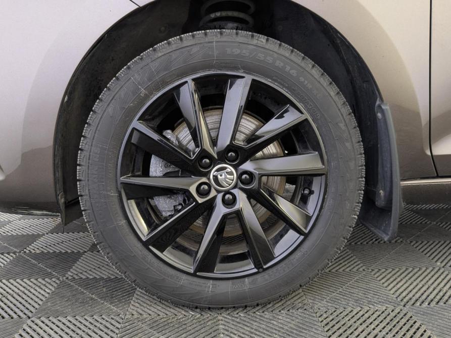 Skoda Rapid II Москва  - изображение 12