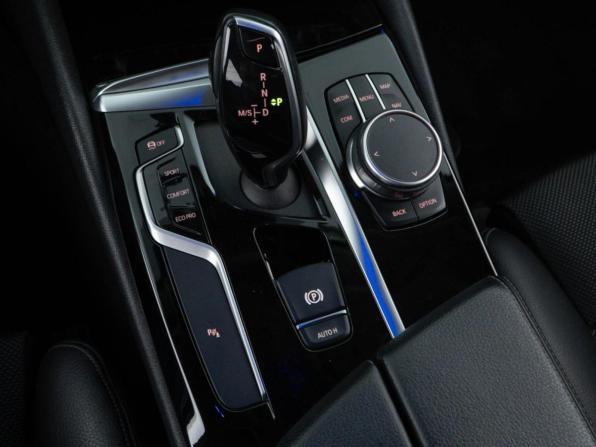 BMW 5 серии VII (G30/G31/G38) с пробегом 2019 года, цена 3 696 900 рублей, 141608 км, седан, Автокод Объявления