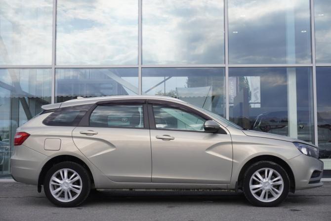 Lada (ВАЗ) Vesta I с пробегом 2018 года, цена 1 108 000 рублей, 88500 км, универсал, Автокод Объявления