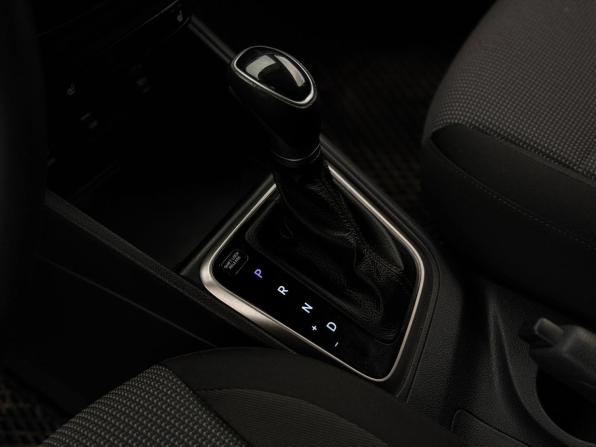 Hyundai Solaris II Рестайлинг с пробегом 2021 года, цена 1 670 000 рублей, 62644 км, седан, Автокод Объявления