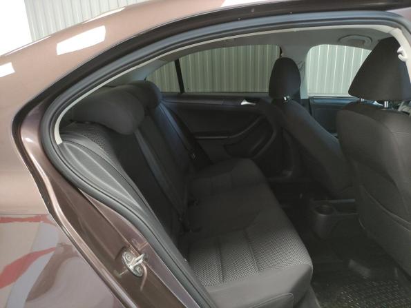 Volkswagen Jetta VI с пробегом 2014 года, цена 865 000 рублей, 239828 км, седан, Автокод Объявления