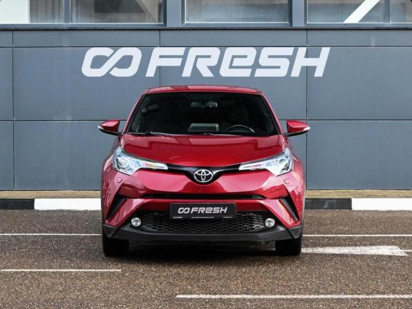 Toyota C-HR I Рестайлинг с пробегом 2019 года, цена 2 329 000 рублей, 137207 км, внедорожник, Автокод Объявления