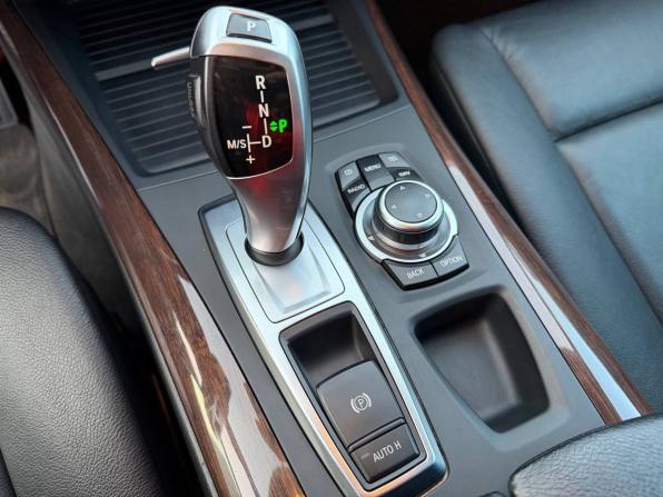 BMW X5 II (E70) Рестайлинг с пробегом 2011 года, цена 1 690 000 рублей, 231860 км, внедорожник, Автокод Объявления