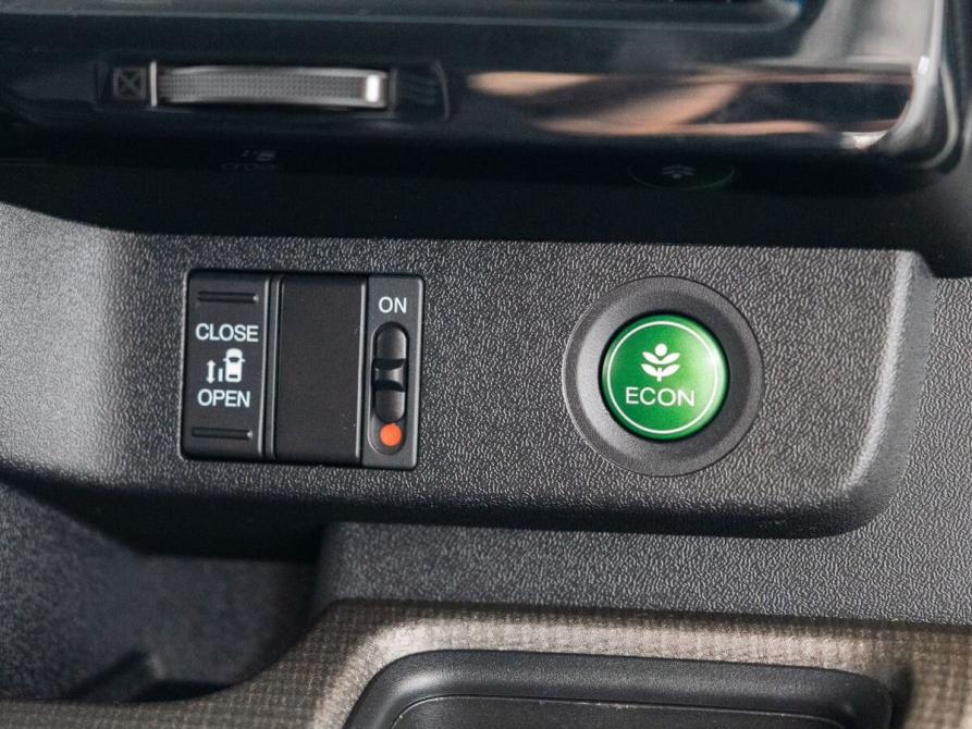Honda Stepwgn V Иркутск  - изображение 17