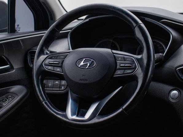 Hyundai Santa Fe IV с пробегом 2018 года, цена 2 558 000 рублей, 126126 км, внедорожник, Автокод Объявления