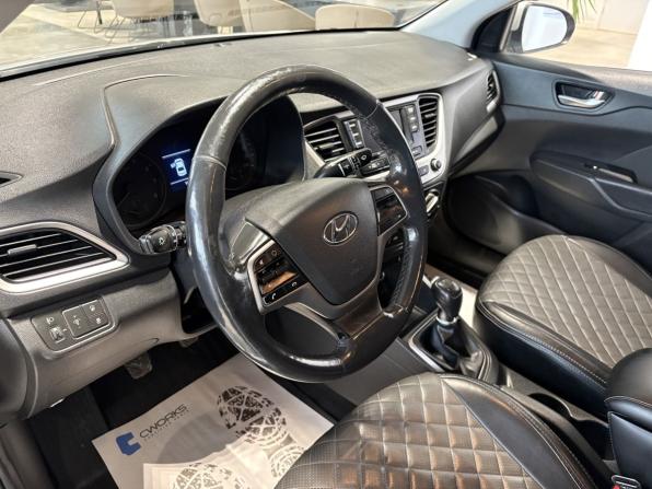 Hyundai Solaris II с пробегом 2018 года, цена 1 100 600 рублей, 147135 км, седан, Автокод Объявления