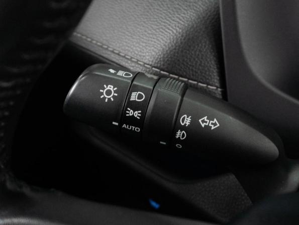 Toyota RAV4 V (XA50) с пробегом 2021 года, цена 3 399 000 рублей, 102121 км, внедорожник, Автокод Объявления