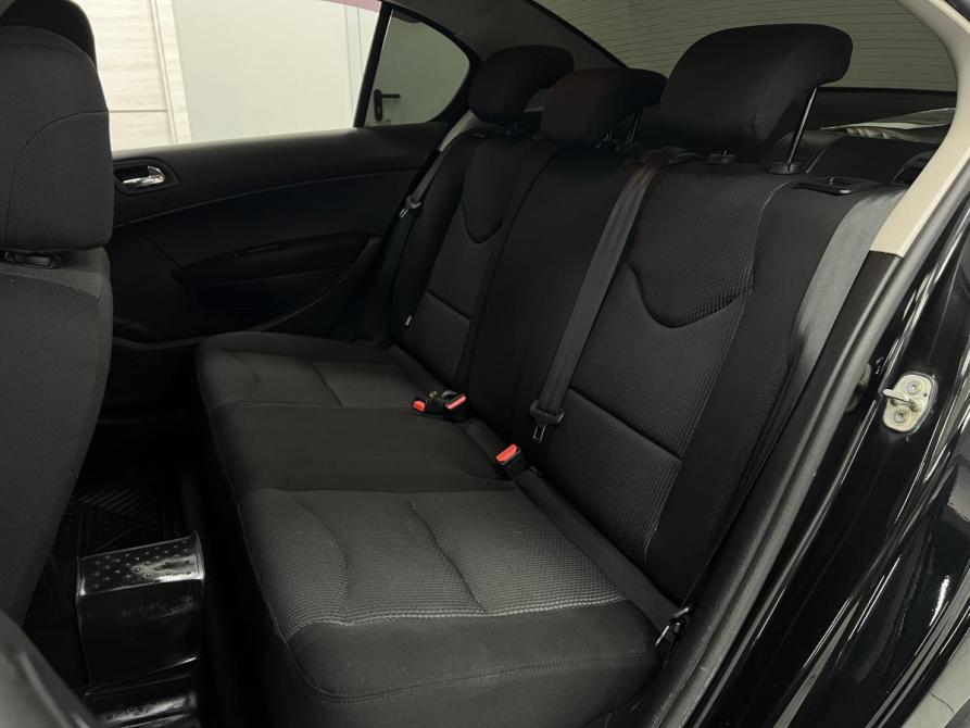 Peugeot 408 I Казань  - изображение 15