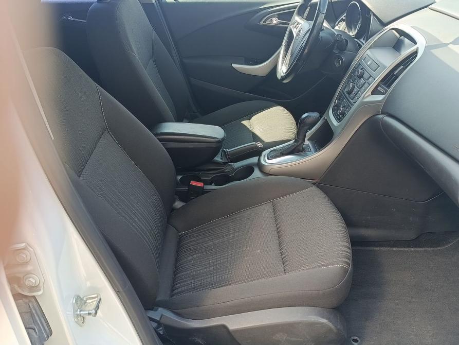 Opel Astra J Москва  - изображение 8