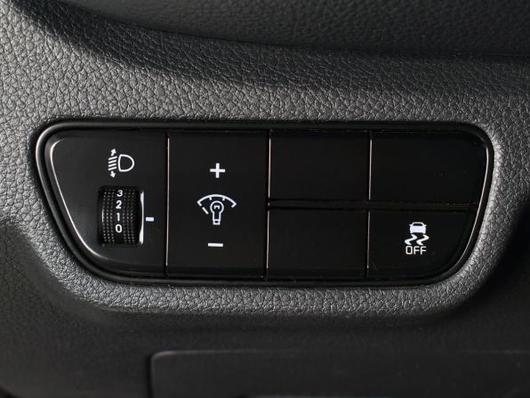 Kia Seltos I с пробегом 2021 года, цена 2 524 995 рублей, 28341 км, внедорожник, Автокод Объявления