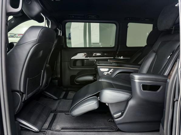 Mercedes-Benz V-Класс III (W447) Рестайлинг с пробегом 2023 года, цена 8 200 000 рублей, 88654 км, минивэн, Автокод Объявления