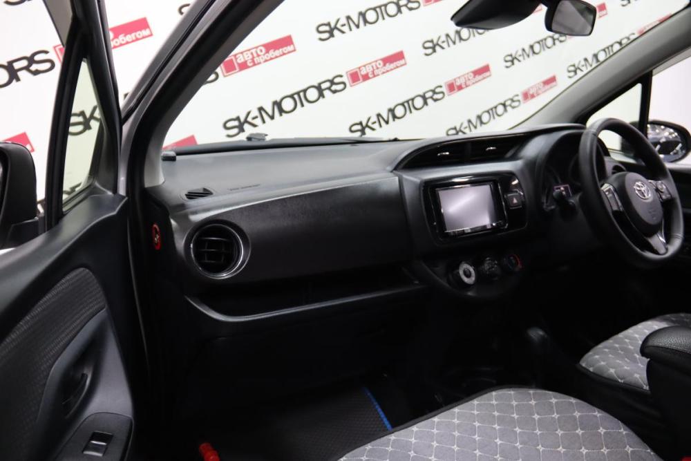 Toyota Vitz III (XP130) Рестайлинг 2 Сургут  - изображение 7