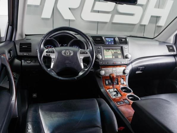 Toyota Highlander II (XU40) Рестайлинг с пробегом 2013 года, цена 2 250 000 рублей, 251008 км, внедорожник, Автокод Объявления