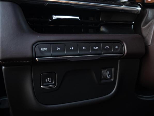 Cadillac Escalade V с пробегом 2021 года, цена 7 900 000 рублей, 116432 км, внедорожник, Автокод Объявления