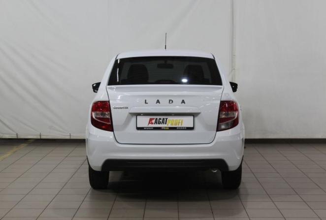 Lada (ВАЗ) Granta I Рестайлинг с пробегом 2022 года, цена 850 000 рублей, 68422 км, седан, Автокод Объявления