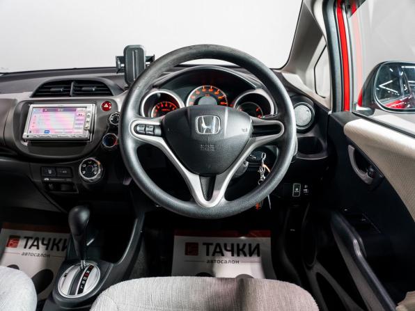 Honda Fit II с пробегом 2010 года, цена 750 000 рублей, 182165 км, хэтчбек, Автокод Объявления